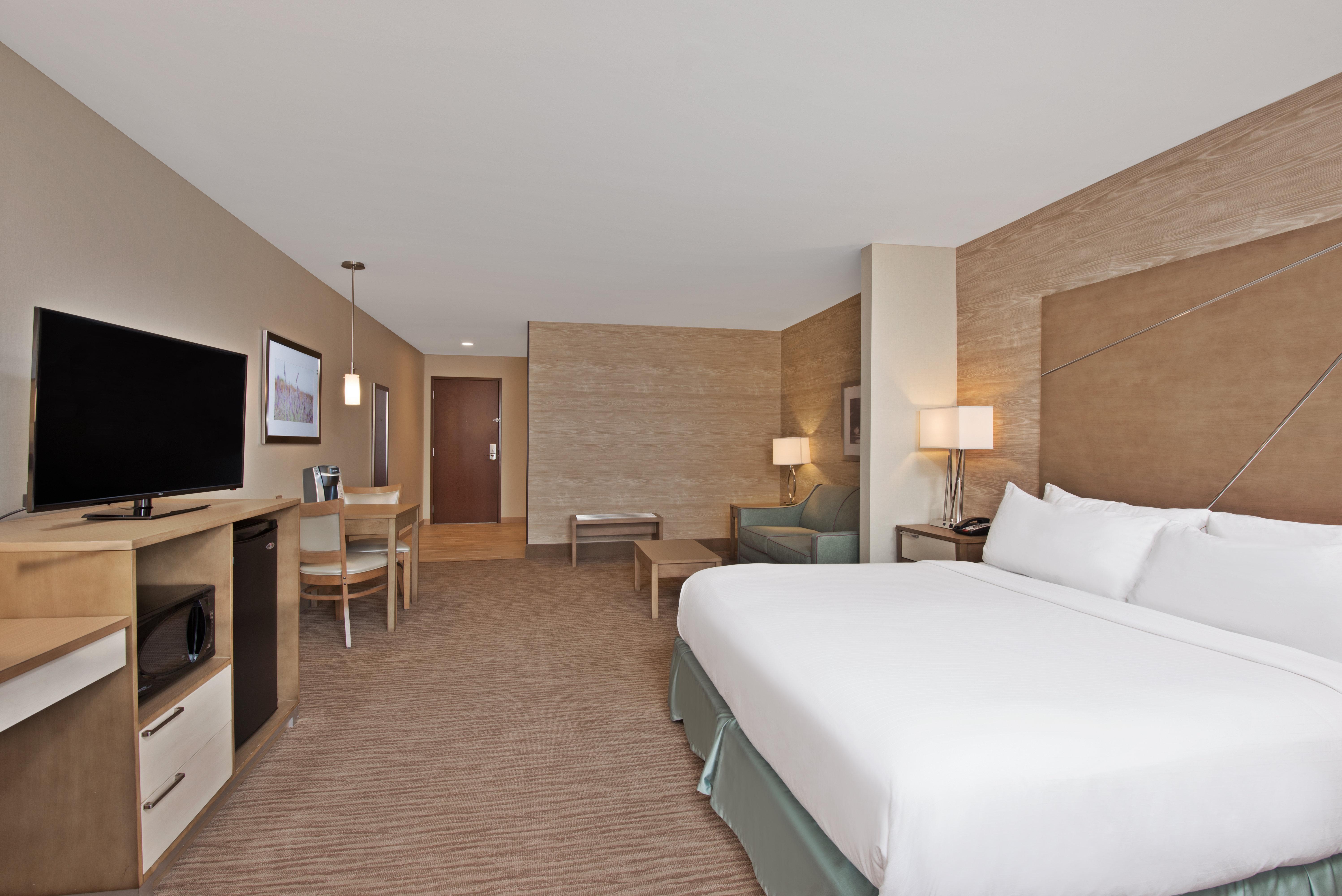 Holiday Inn Express & Suites New Cumberland By Ihg Exterior photo